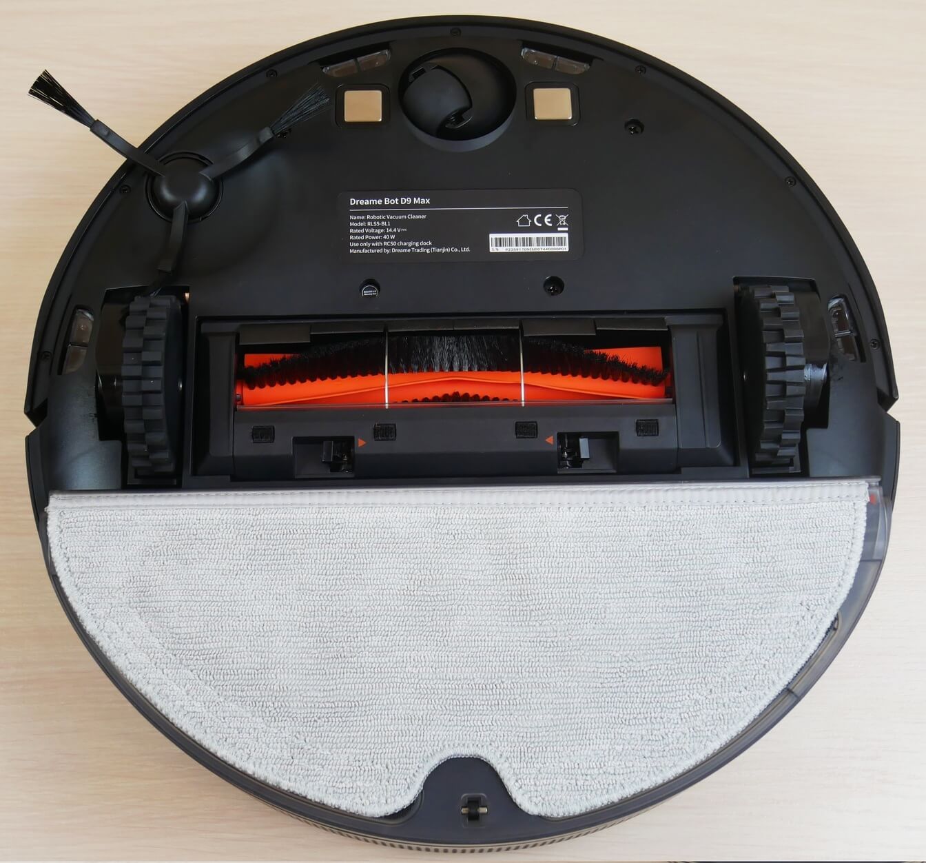Dreame D9 Max review: Versatile robot vacuum cleaner with sweeping