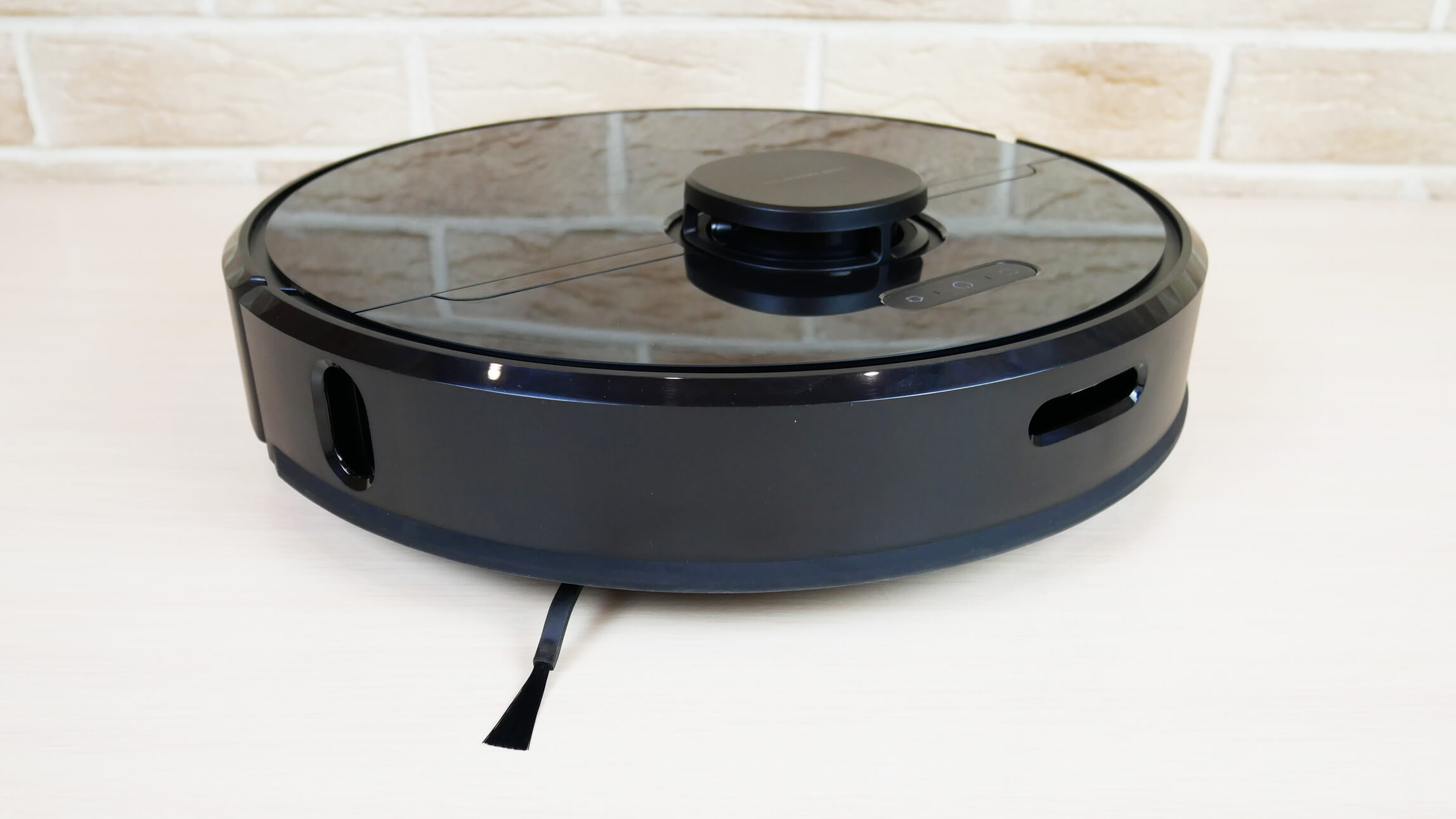 Dreame Bot L10 Pro is the flagship among robotic vacuum cleaners