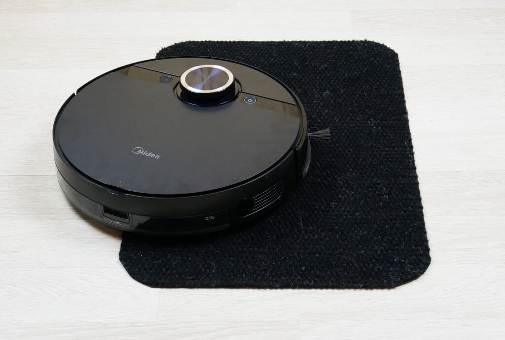 Passage of dark surfaces Passage of dark surfaces