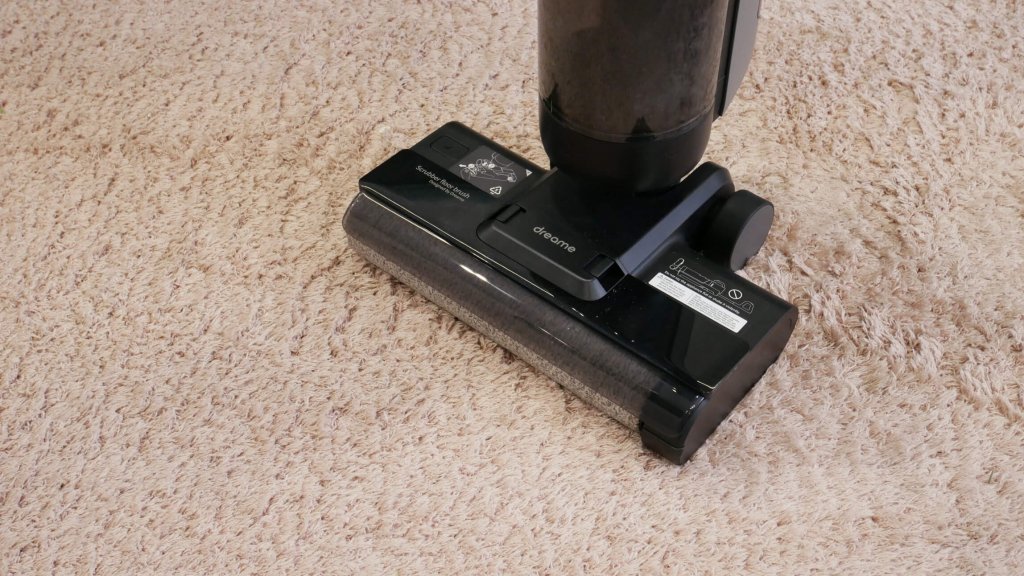 Dreame M12: Carpet cleaning