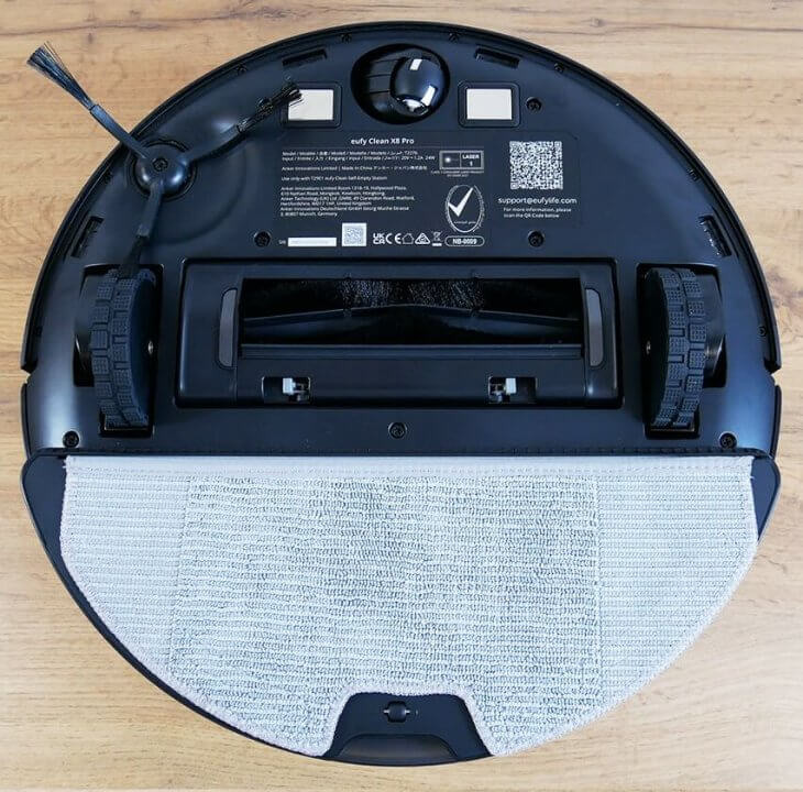 eufy Clean X8 Pro: Bottom view eufy Clean X8 Pro: Bottom view